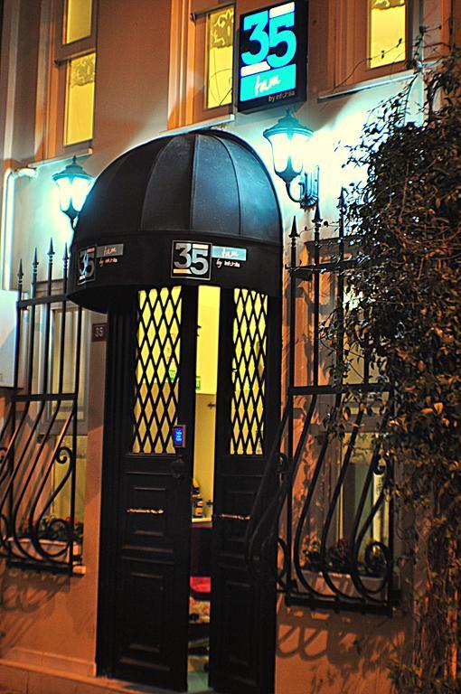 35 Tam Apart Istanbul Exterior foto